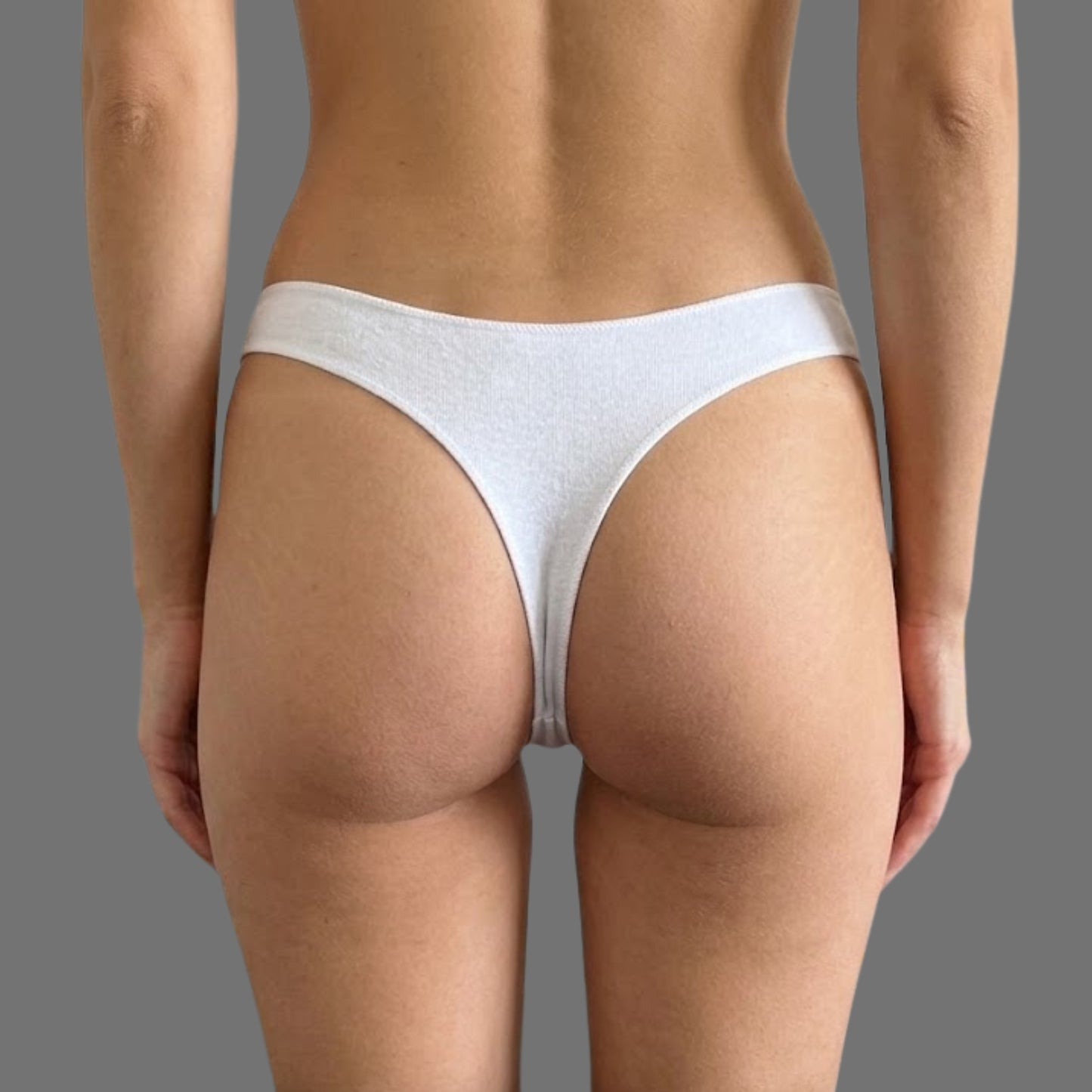 Perizoma Bianco con Patch Farfalla Blu Ricamata | Intimo Donna Delicato - Donna Italiana